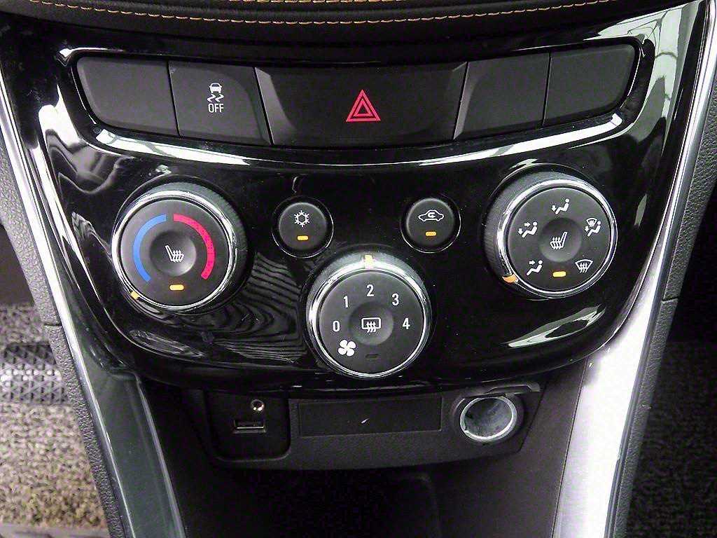 Chevrolet Trax 2018 Blanco - Importación desde Corea - HF Imports Iquique - Foto 13