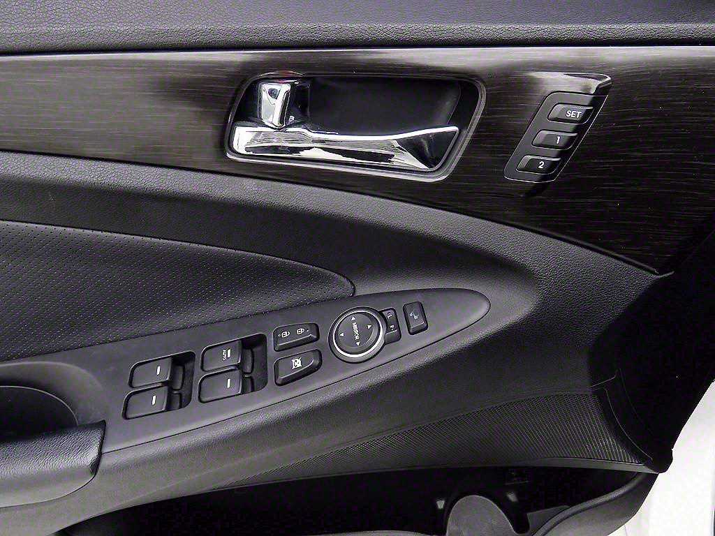 HYUNDAI Sonata - Vista 8