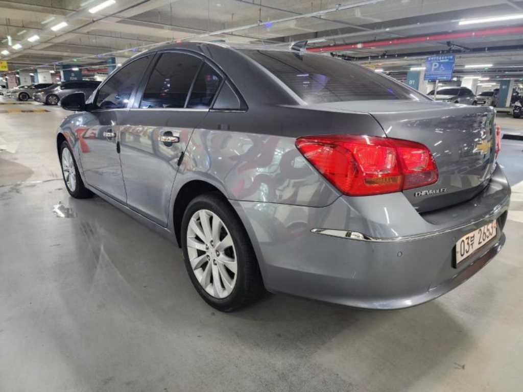 Chevrolet Cruise - Vista 6