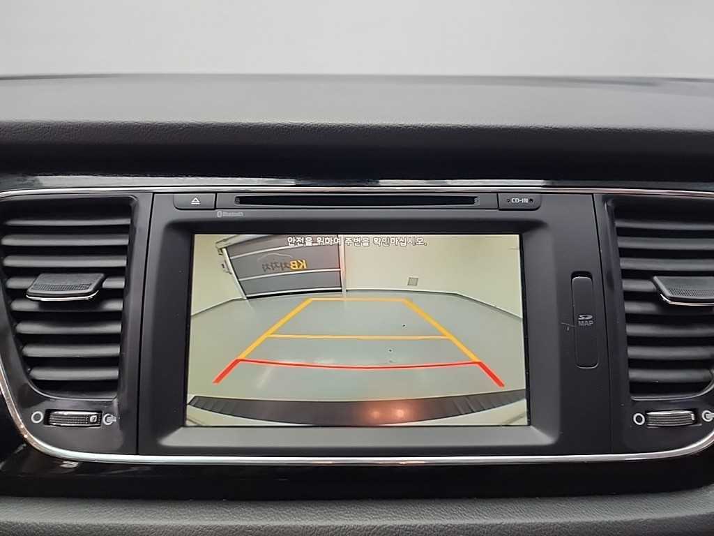 KIA Carnival 2016 Blanco - Importación desde Corea - HF Imports Iquique - Foto 16