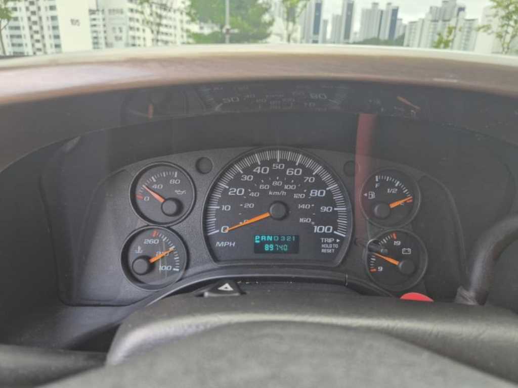 Chevrolet Express van - Vista 8