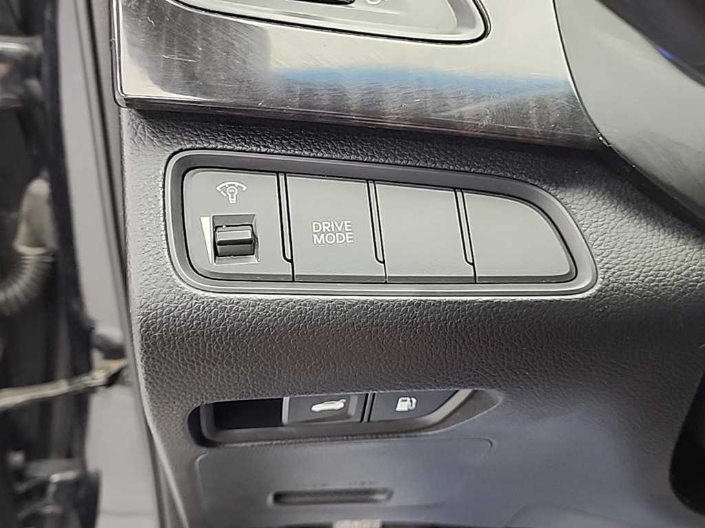 HYUNDAI Grandeur 2015 Negro - Importación desde Corea - HF Imports Iquique - Foto 18