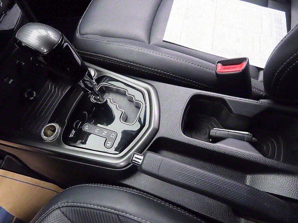 Ssangyong Tivoli - Vista 10