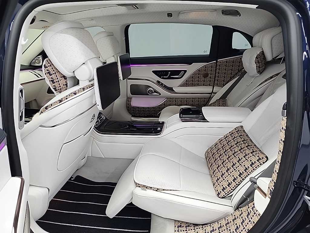 Mercedes Benz S Class - Vista 12