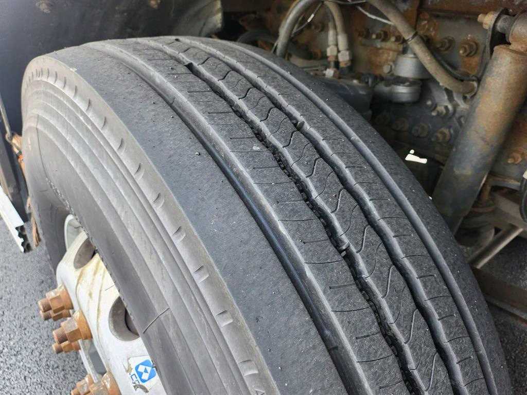 medium and large cargo Cargo - Vista 12