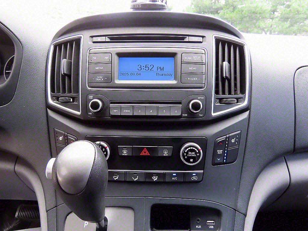 HYUNDAI Starex 2018 Plateado - Importación desde Corea - HF Imports Iquique - Foto 14