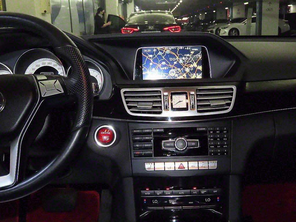 Mercedes Benz E class - Vista 11