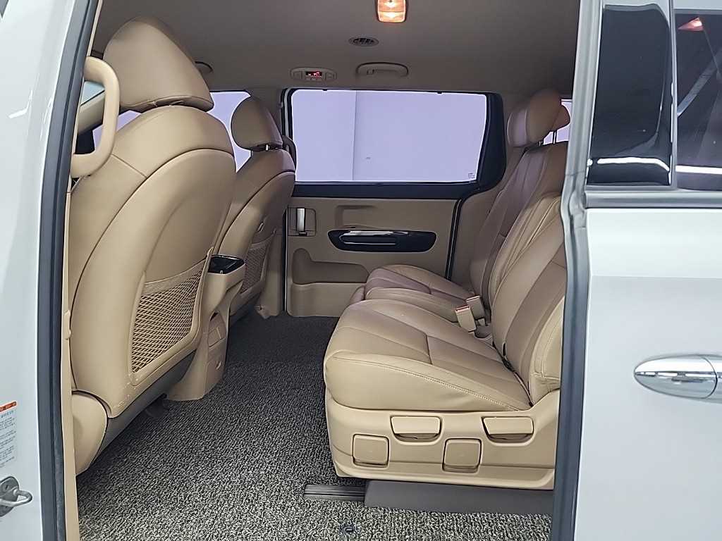 KIA Carnival 2016 Blanco - Importación desde Corea - HF Imports Iquique - Foto 13