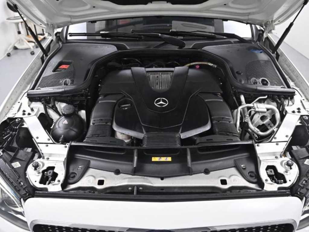 Mercedes Benz E class - Vista 6