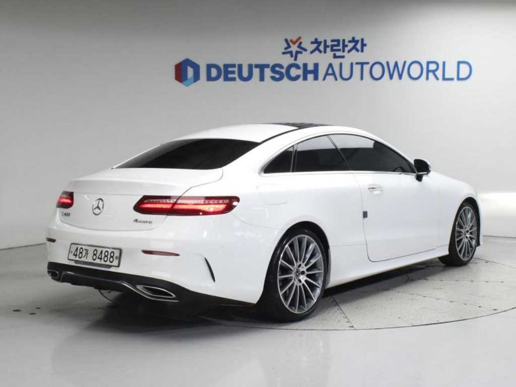 Mercedes Benz E class - Vista 2