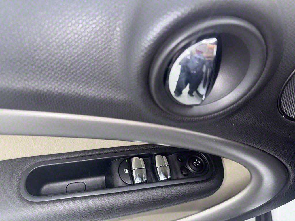 Mini Countryman - Vista 9