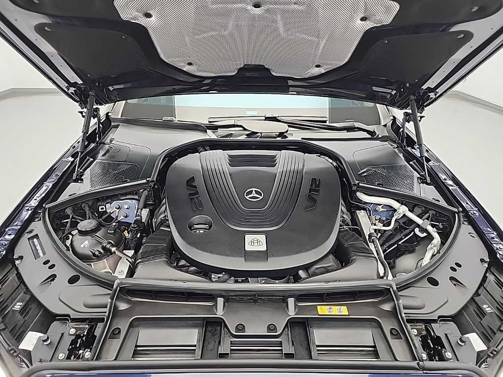 Mercedes Benz S Class - Vista 5