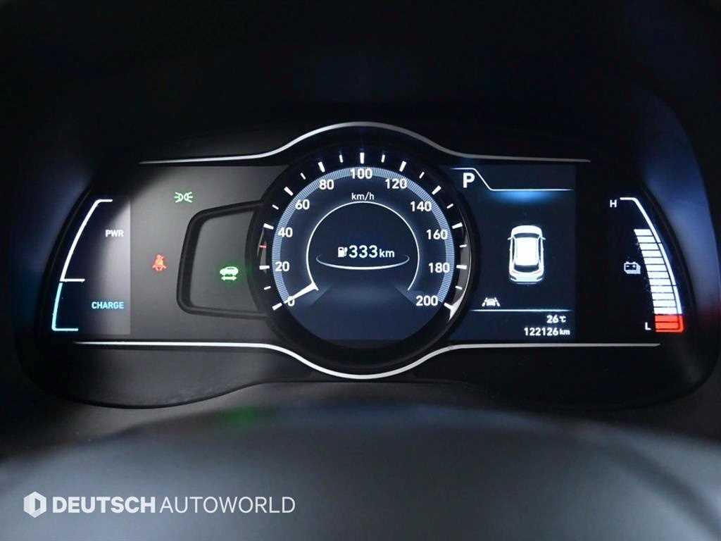 HYUNDAI Kona - Vista 8