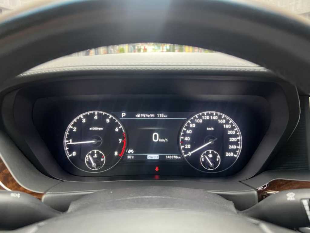 Genesis EQ900 - Vista 11