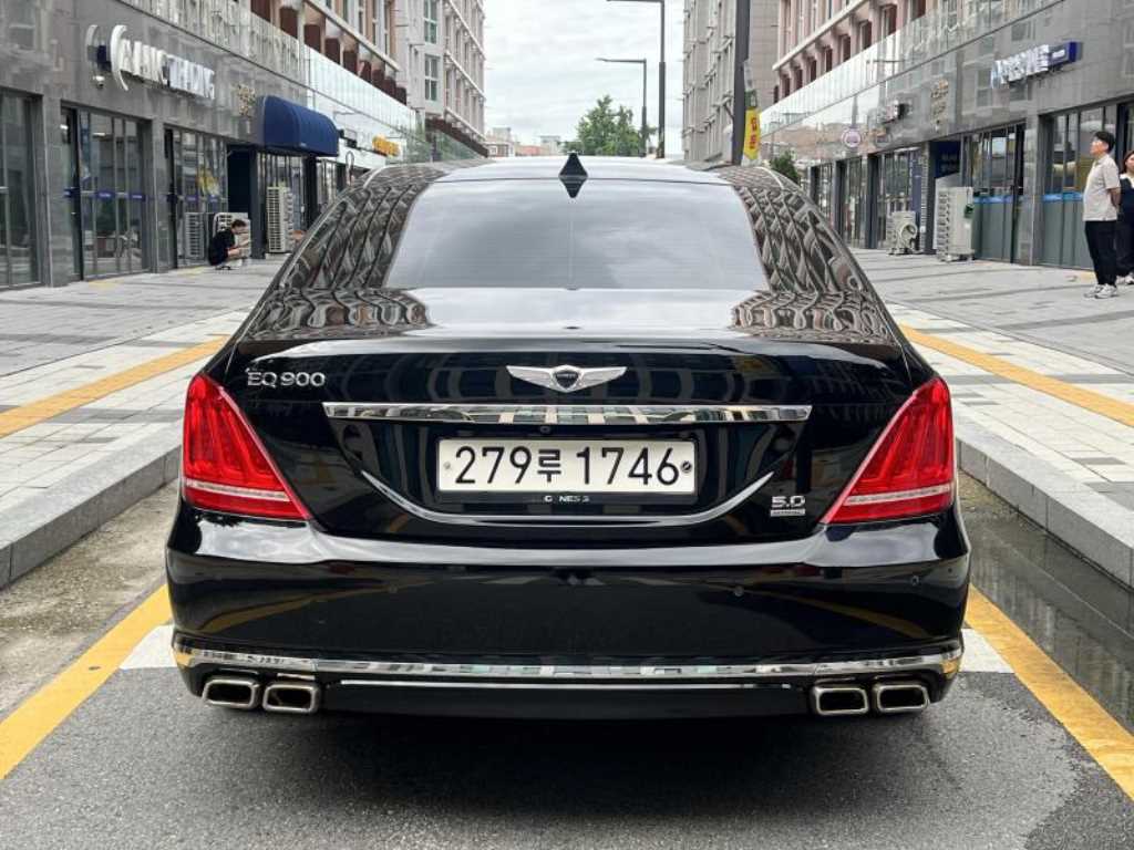 Genesis EQ900 - Vista 4