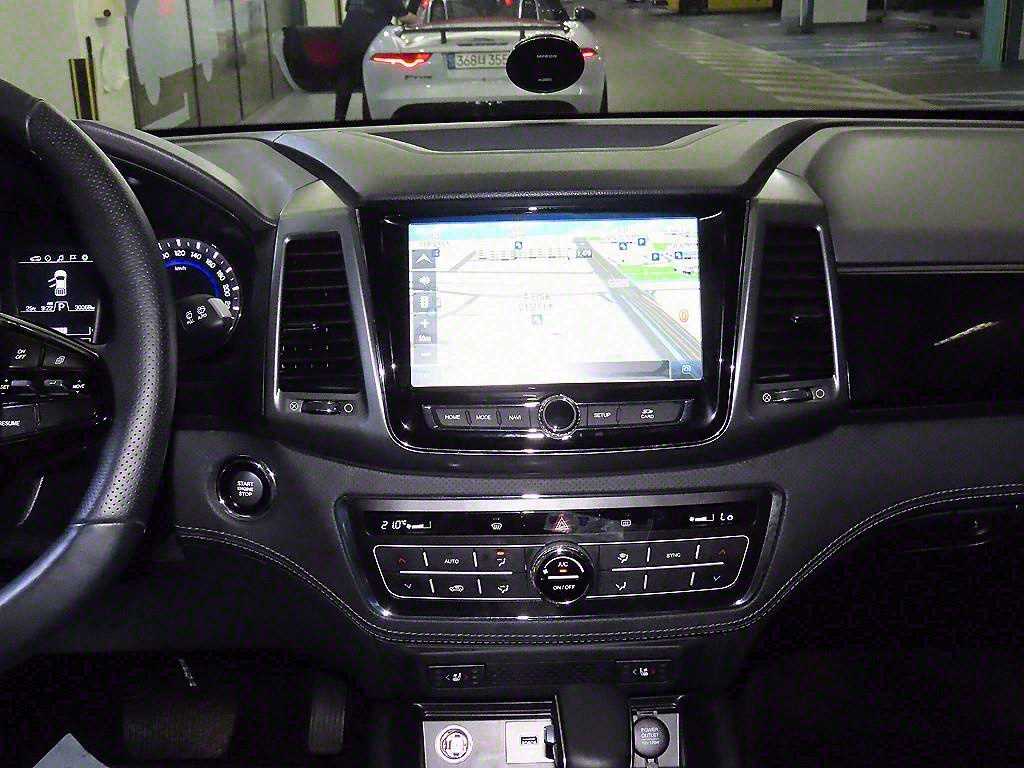 Ssangyong Rexton - Vista 11