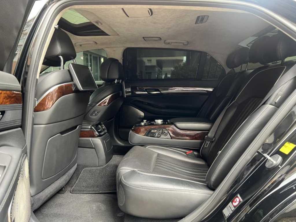 Genesis EQ900 - Vista 9