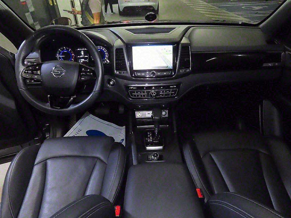 Ssangyong Rexton - Vista 10