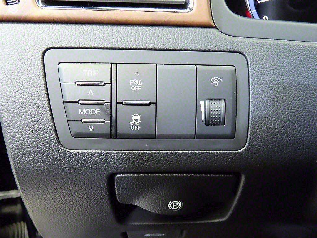 Ssangyong Chairman 2013 Negro - Importación desde Corea - HF Imports Iquique - Foto 14