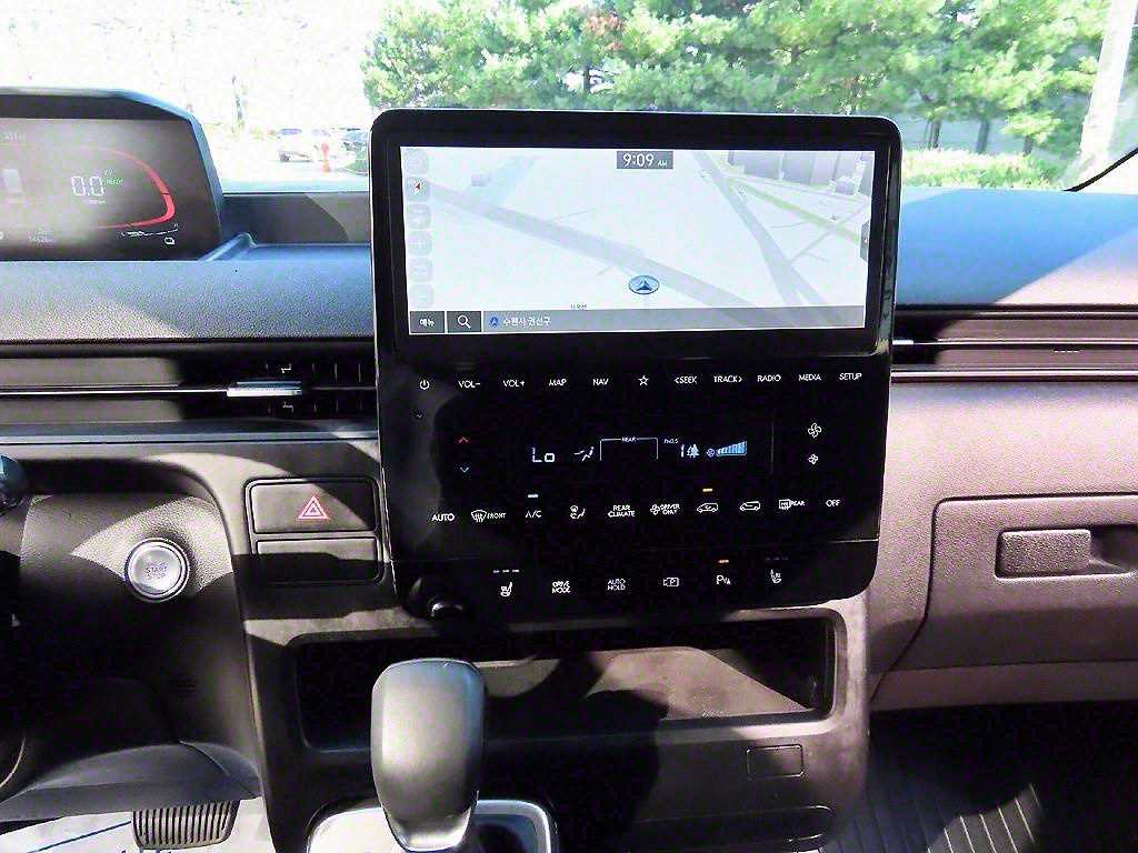 HYUNDAI Staria 2025 Gris - Importación desde Corea - HF Imports Iquique - Foto 14