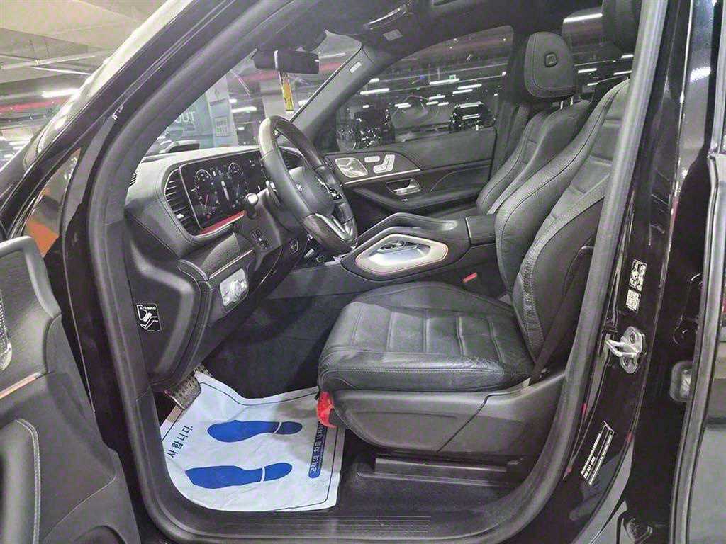 Mercedes Benz GLS Class - Vista 6