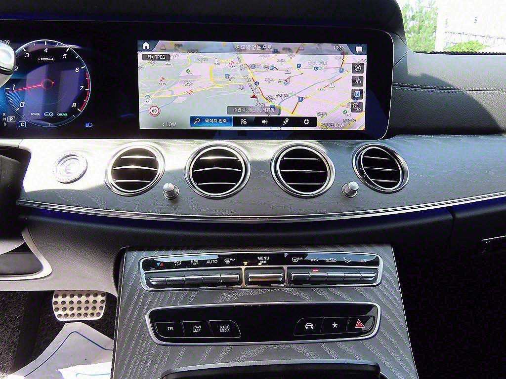 Mercedes Benz E class 2021 Blanco - Importación desde Corea - HF Imports Iquique - Foto 15