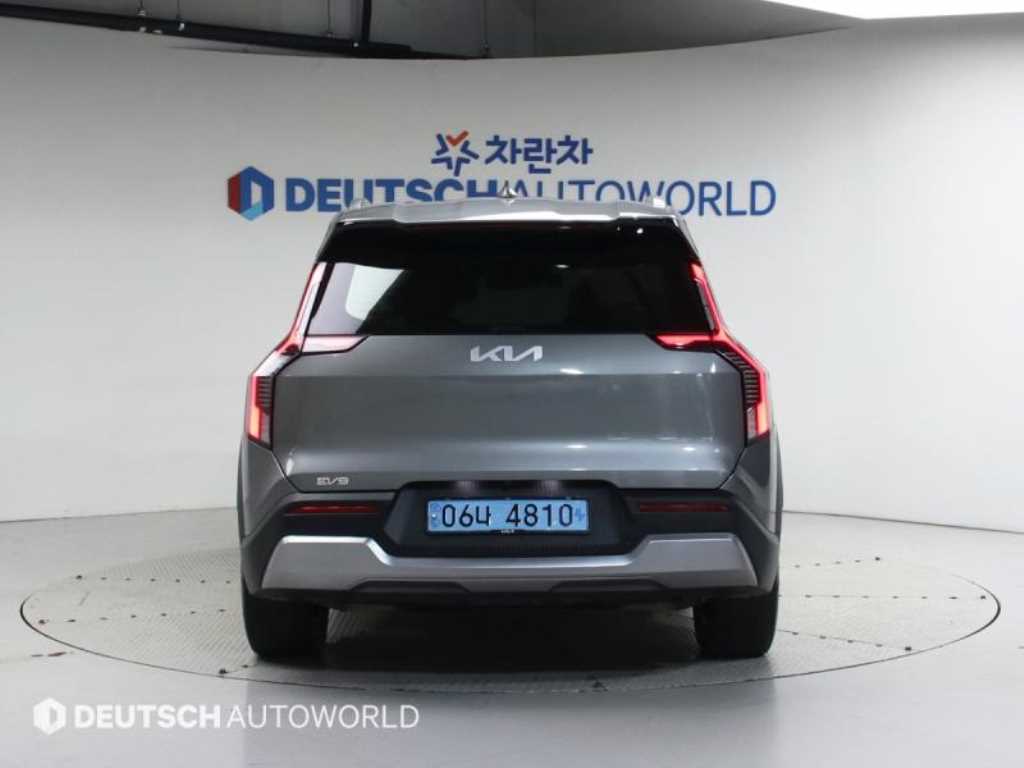 KIA EV9 - Vista 4