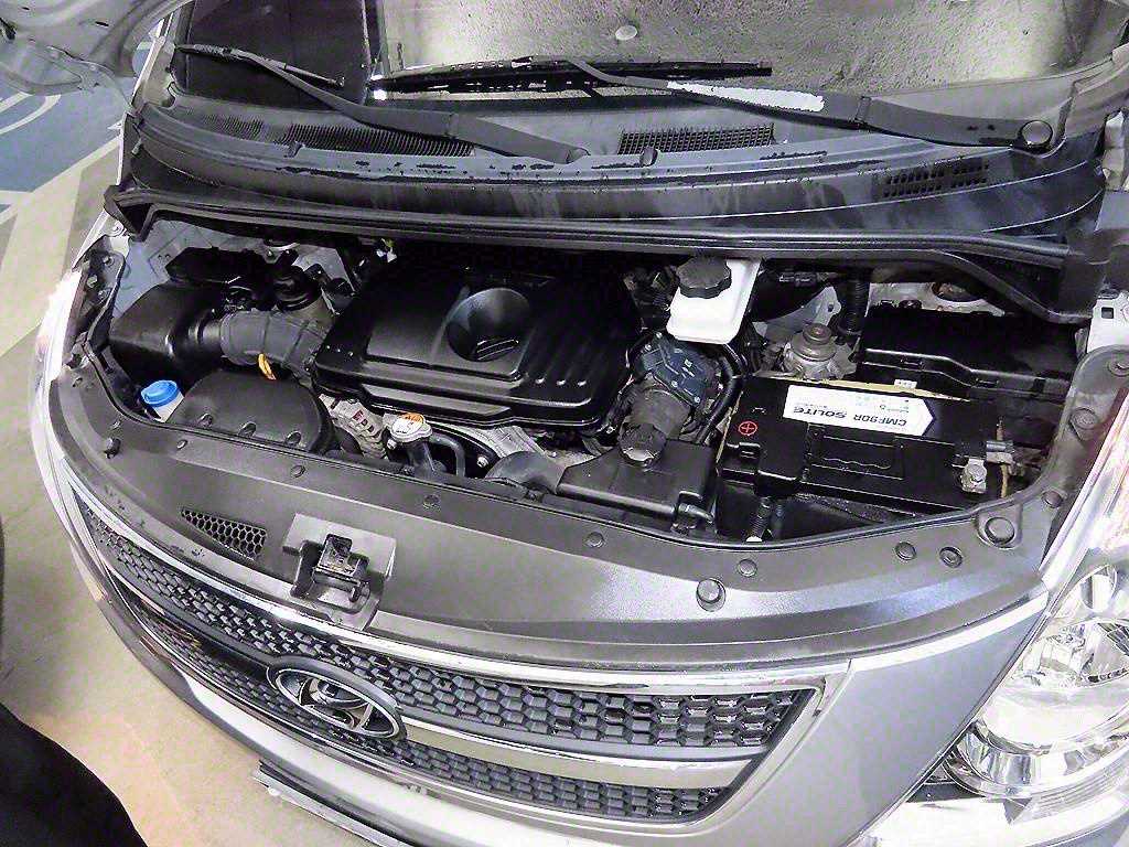 HYUNDAI Starex 2016 Plateado - Importación desde Corea - HF Imports Iquique - Foto 16