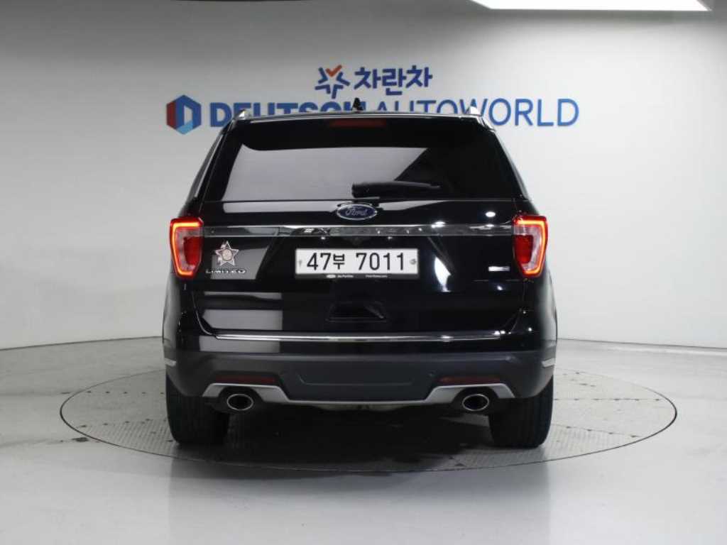 Ford Explorer - Vista 4