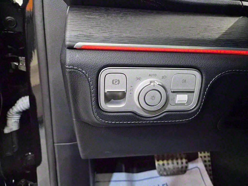 Mercedes Benz GLS Class - Vista 12