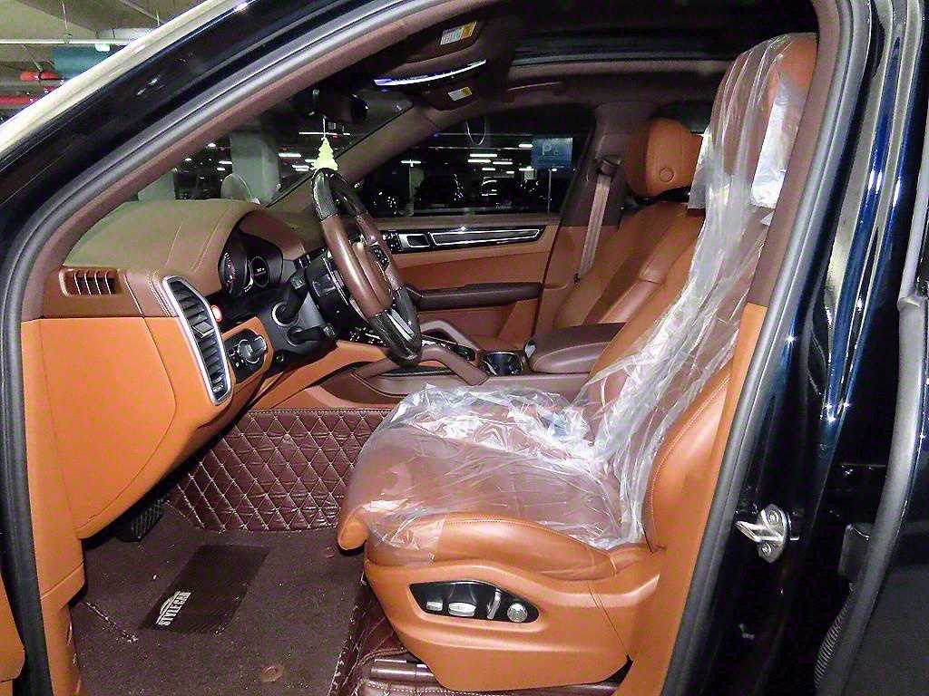 Porsche Cayenne - Vista 6