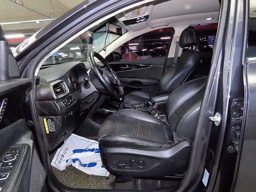 KIA Sorento - Vista 6