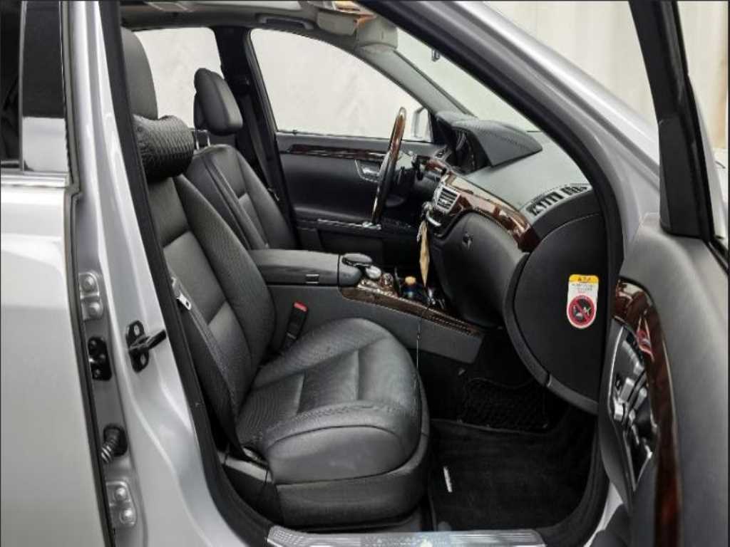 Mercedes Benz S Class - Vista 11