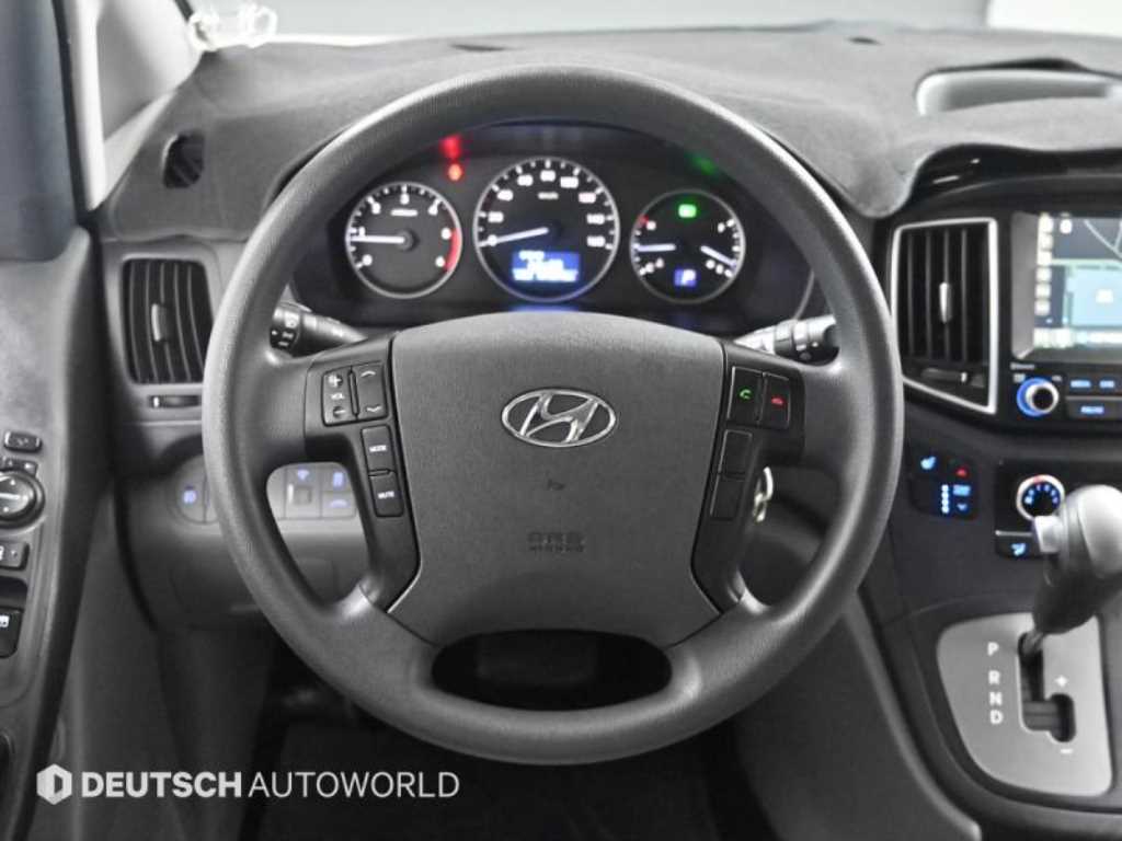 HYUNDAI Starex 2018 Gris - Importación desde Corea - HF Imports Iquique - Foto 13