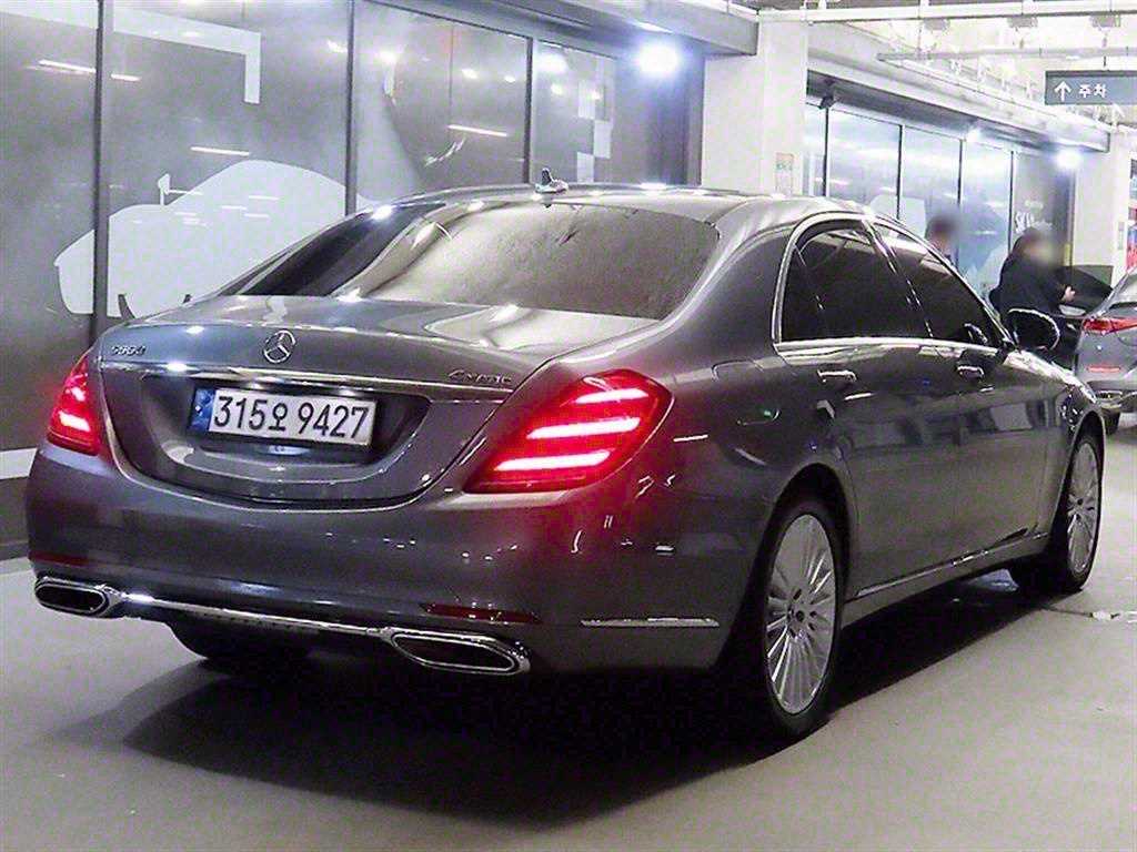 Mercedes Benz S Class - Vista 4