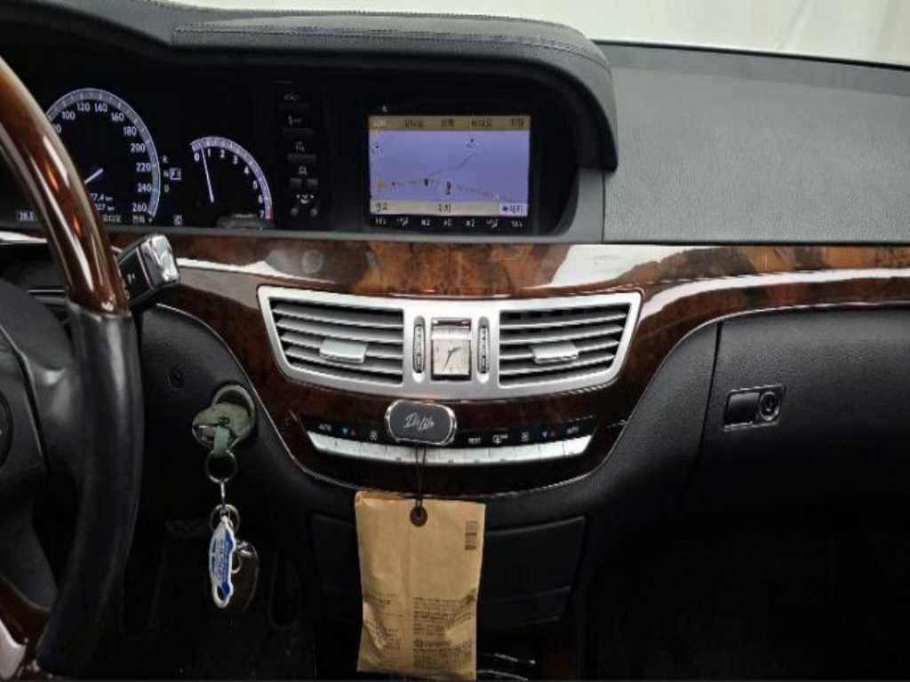 Mercedes Benz S Class 2010 Plateado - Importación desde Corea - HF Imports Iquique - Foto 14