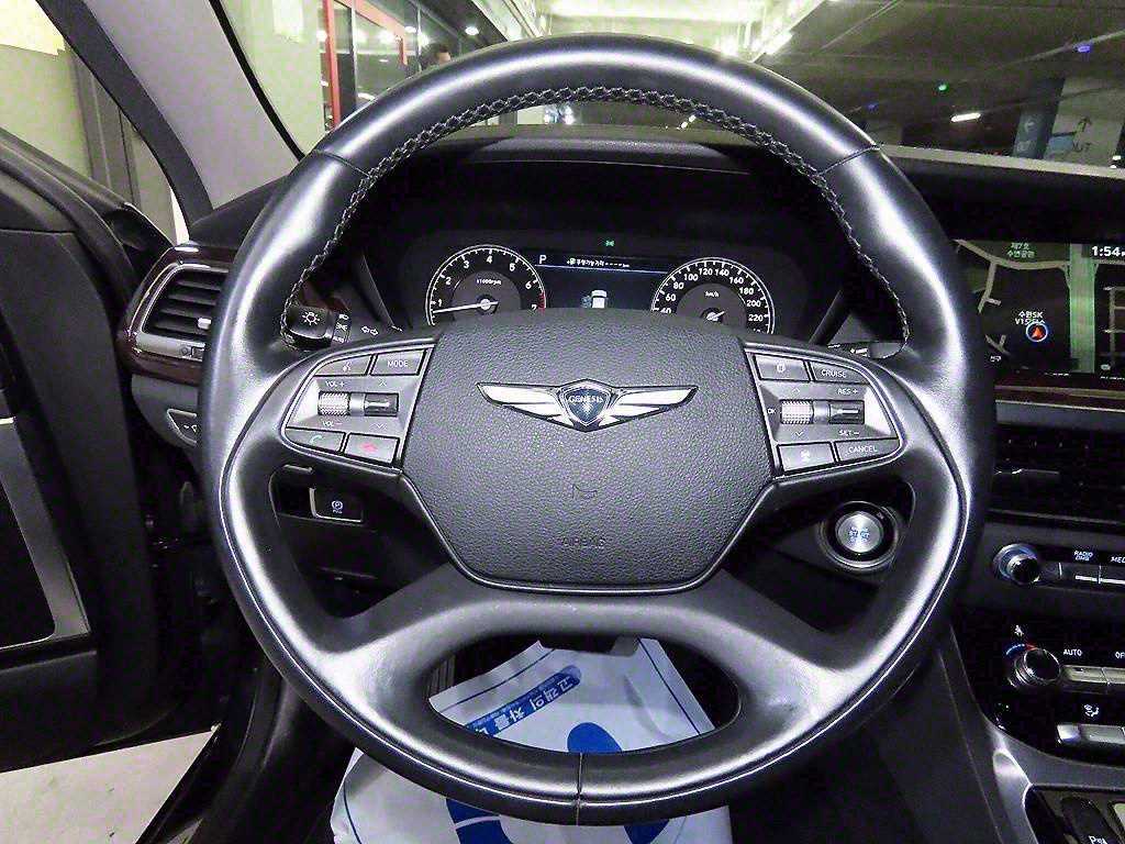 Genesis EQ900 - Vista 8