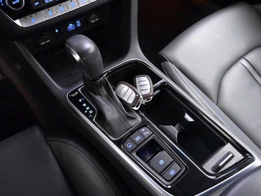 HYUNDAI Sonata - Vista 9