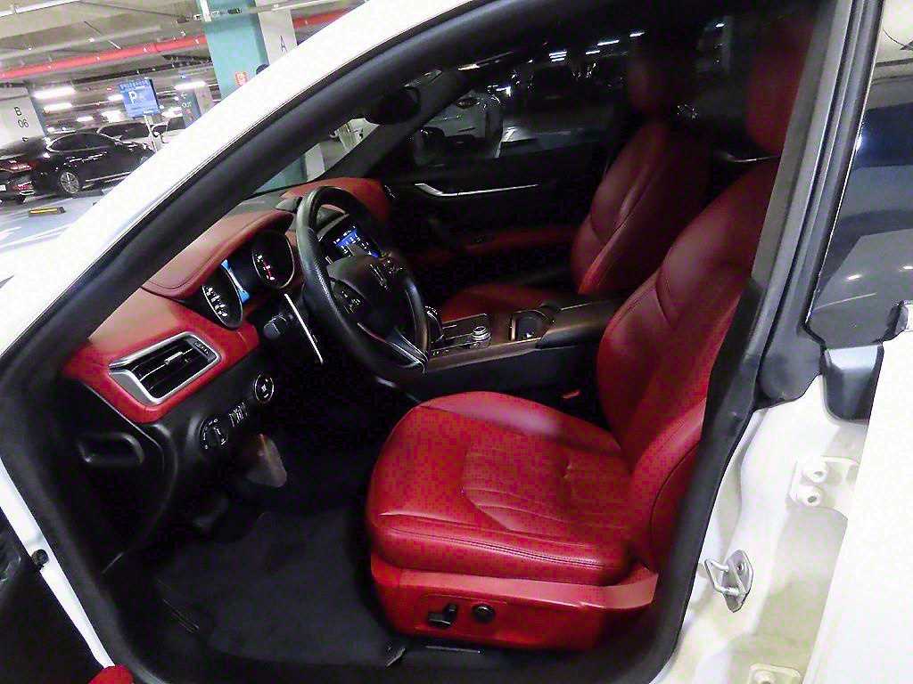 Maserati Ghibli - Vista 5