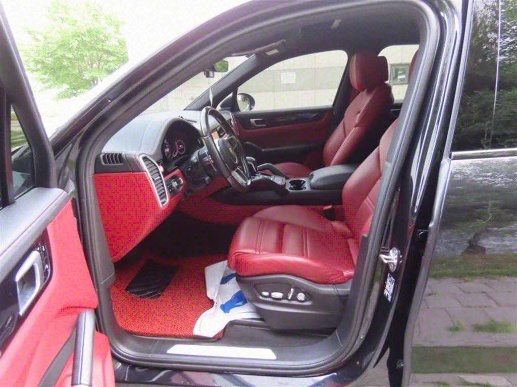 Porsche Cayenne - Vista 12