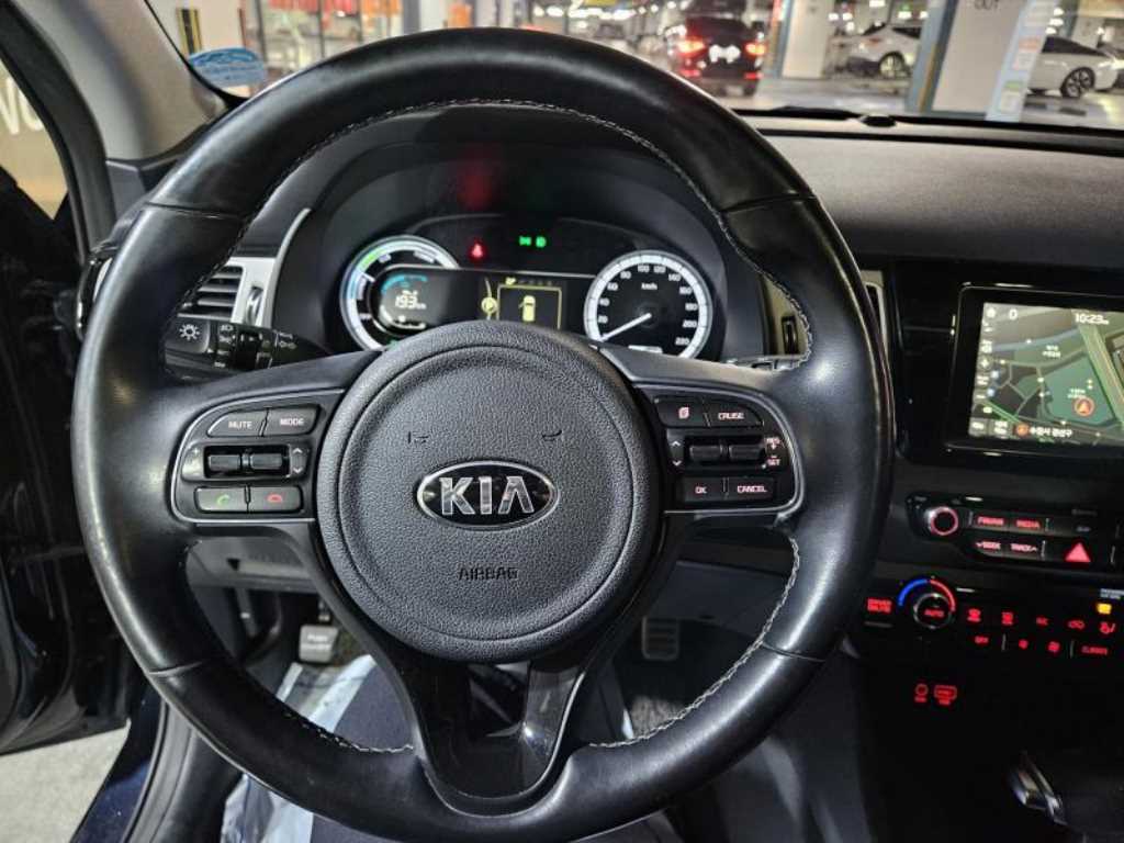 KIA Niro 2017 Azul - Importación desde Corea - HF Imports Iquique - Foto 13