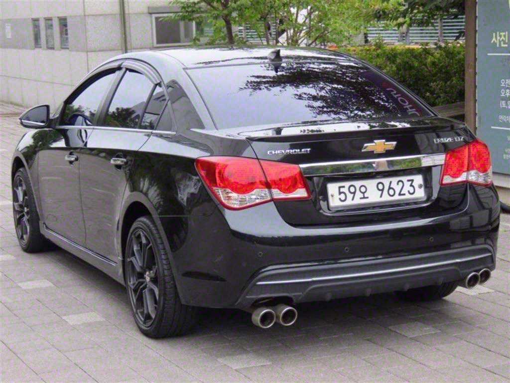 Chevrolet Cruise - Vista 4