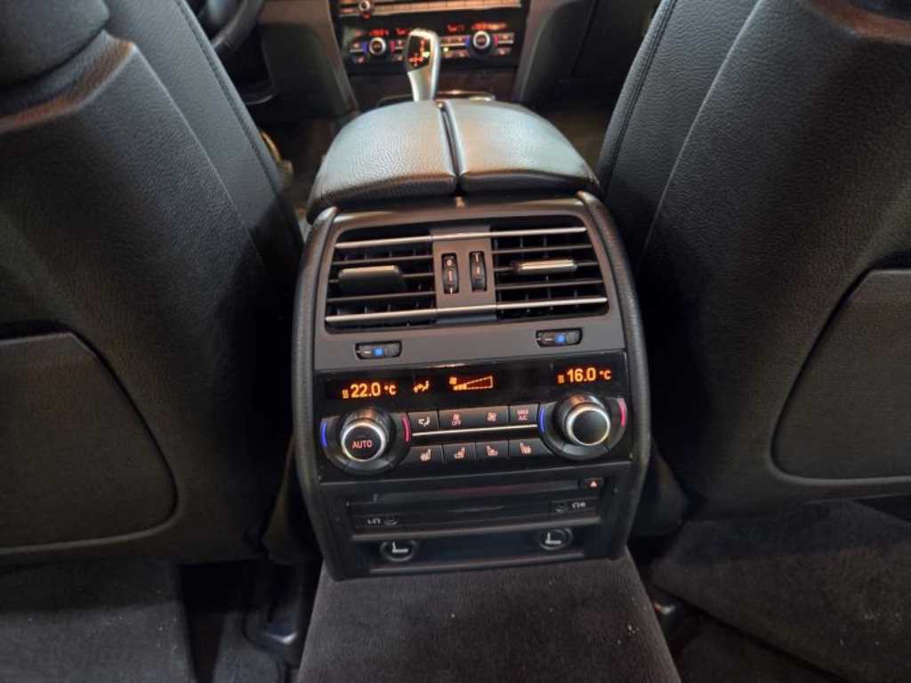 BMW 7 Series - Vista 9