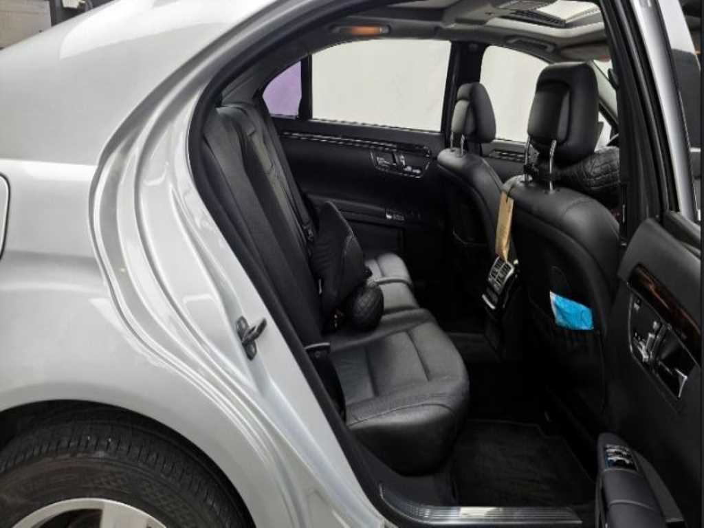 Mercedes Benz S Class - Vista 12