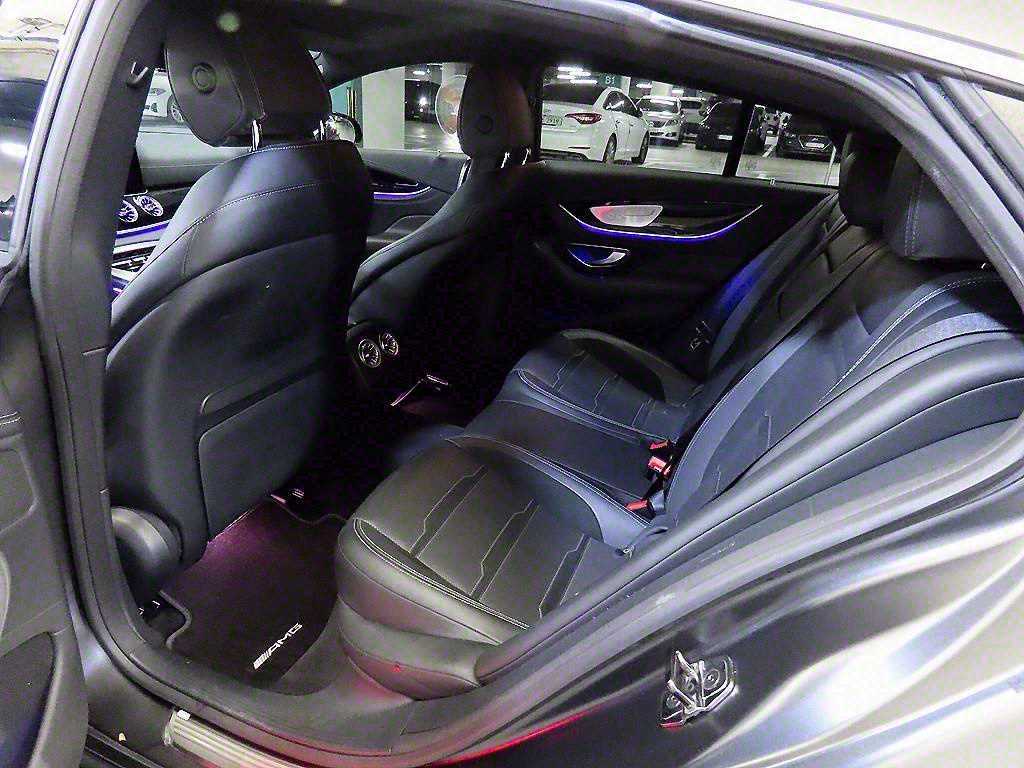 Mercedes Benz AMG GT - Vista 7