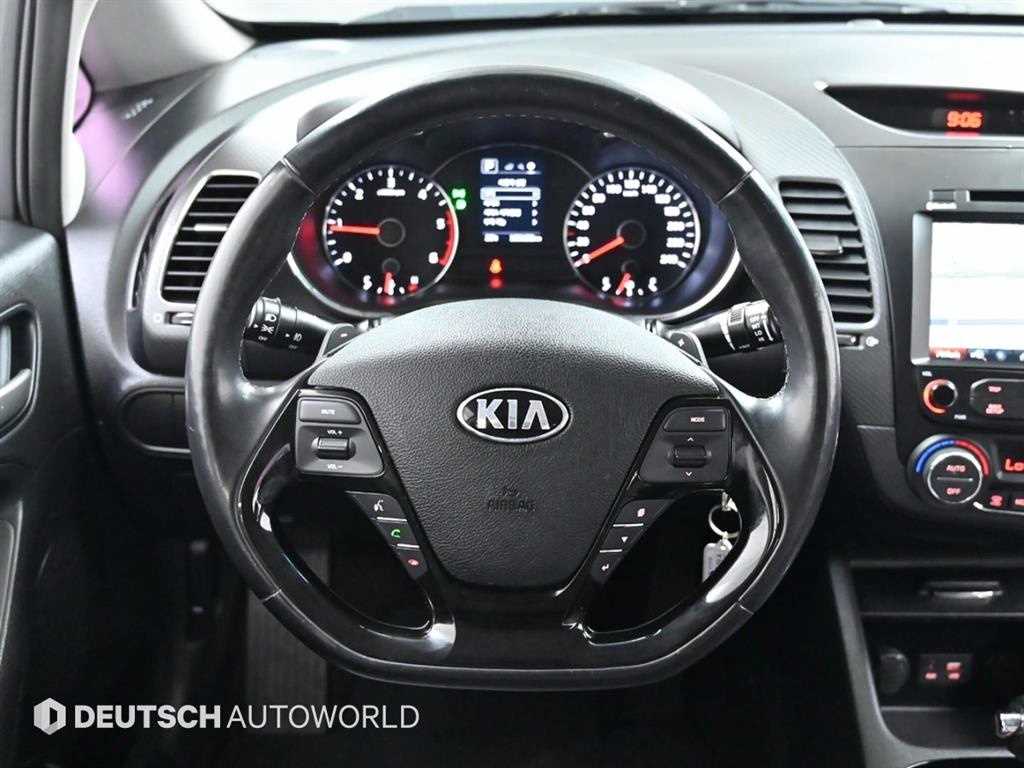 KIA K3 2016 Gris - Importación desde Corea - HF Imports Iquique - Foto 13