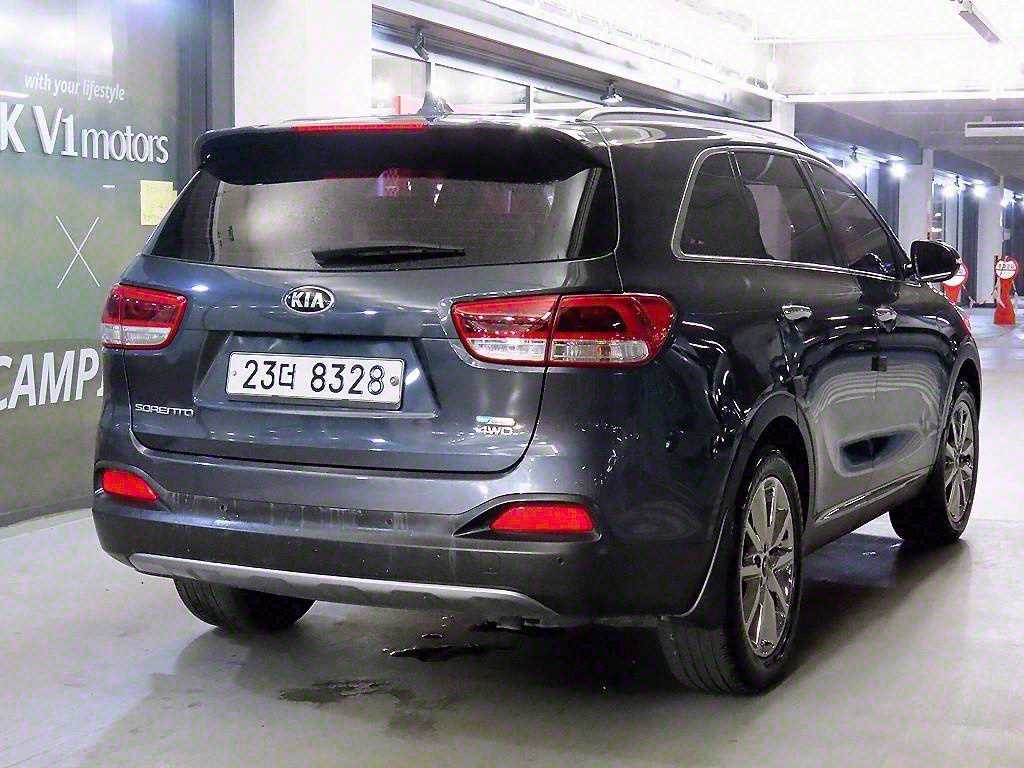 KIA Sorento - Vista 4