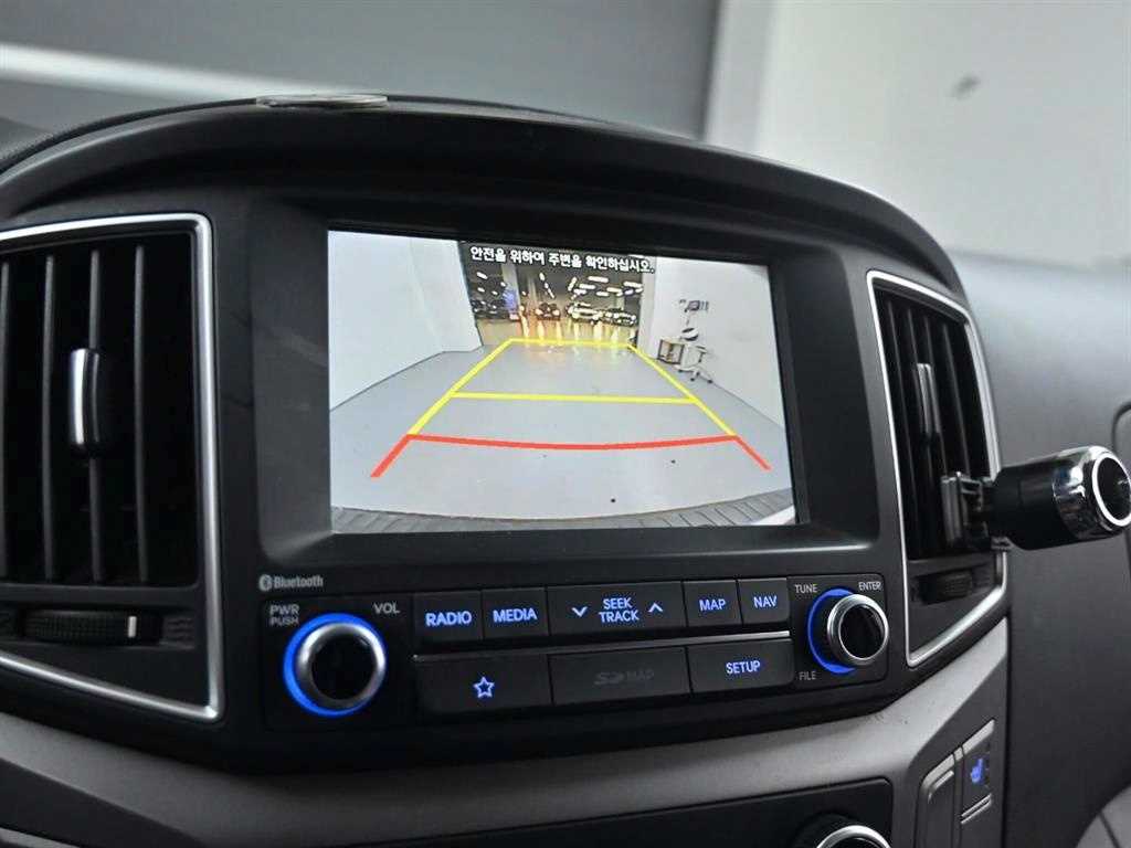 HYUNDAI Starex 2019 Blanco - Importación desde Corea - HF Imports Iquique - Foto 15