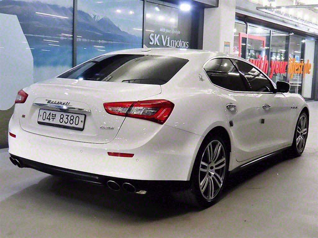 Maserati Ghibli - Vista 4