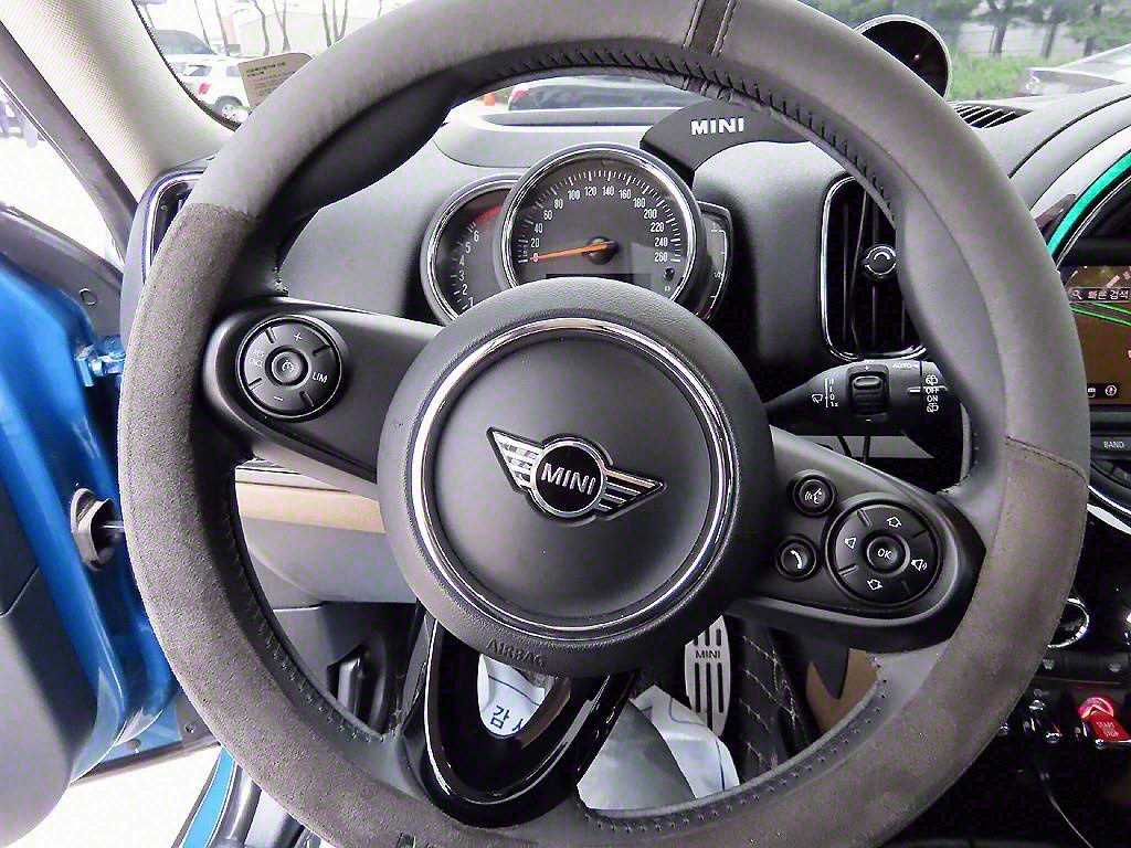 Mini Countryman - Vista 8